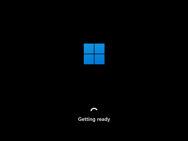 Windows 11 se pregătește să finalizeze instalarea